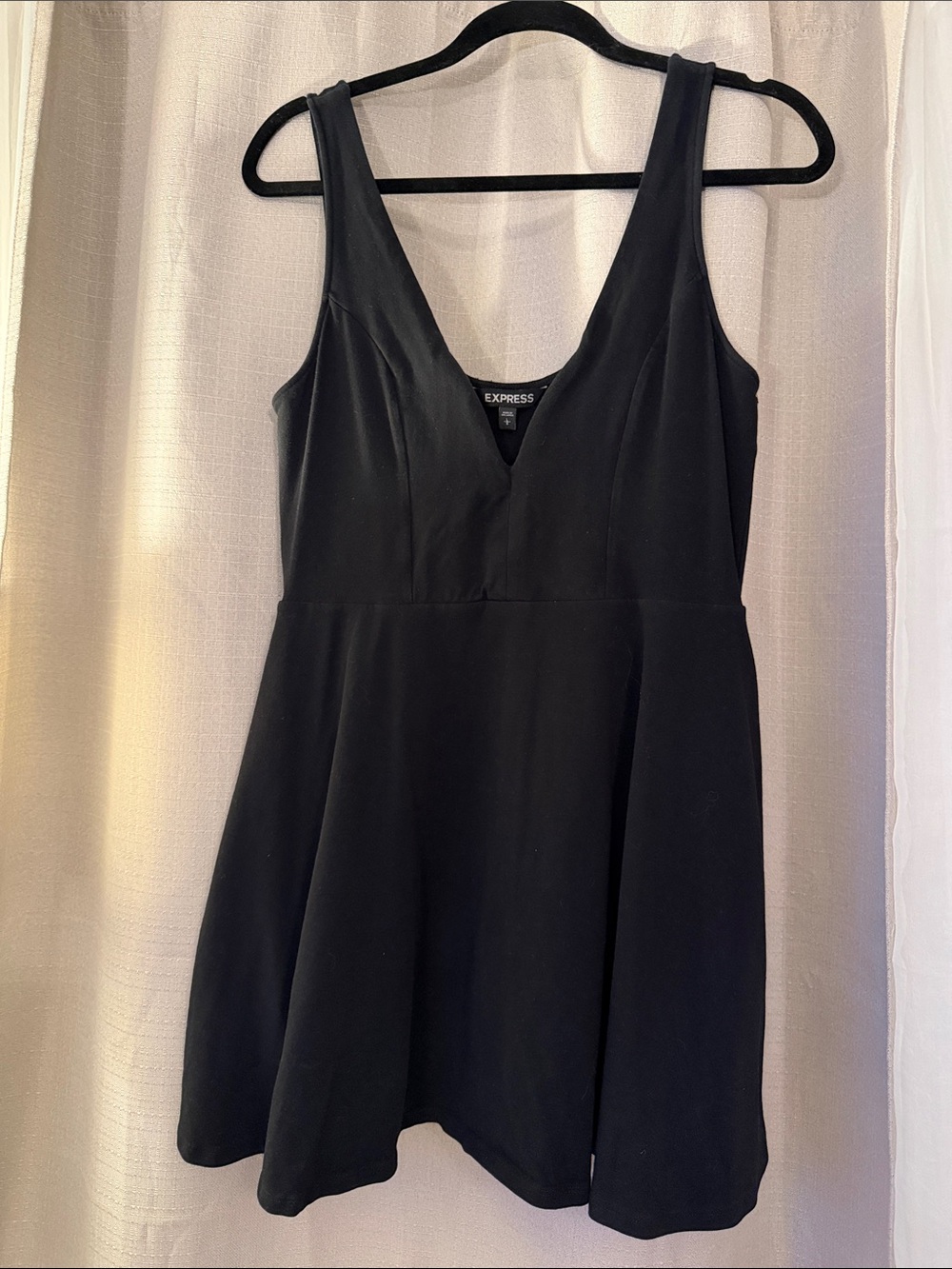 Express Black V-Neck Sleeveless Skater Mini Skort Dress